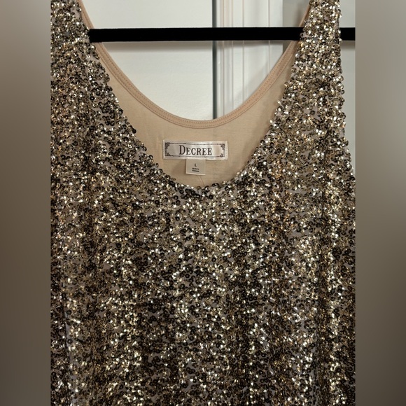 Large Decree gold cotton tank with sequins front - Picture 3 of 3
